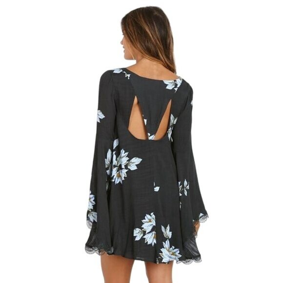 Free People Floral Print Lace Trim Bell Sleeve Mini Shift Dress S| Whimsigoth FP - Picture 12 of 16